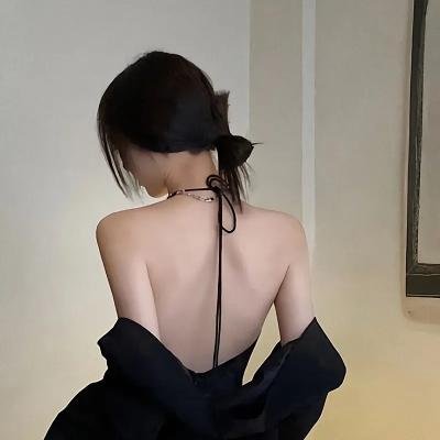 待字闺中